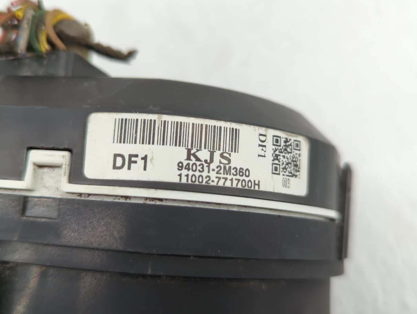 2014-2016 Hyundai Genesis Instrument Cluster Speedometer Gauges P/N:94031-2M360 Fits Fits 2014 2015 2016 OEM Used Auto Parts