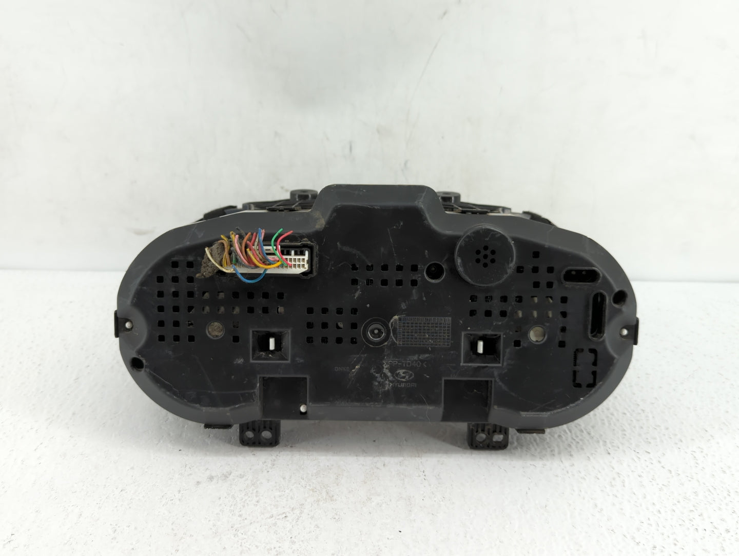 2014-2016 Hyundai Genesis Instrument Cluster Speedometer Gauges P/N:94031-2M360 Fits Fits 2014 2015 2016 OEM Used Auto Parts