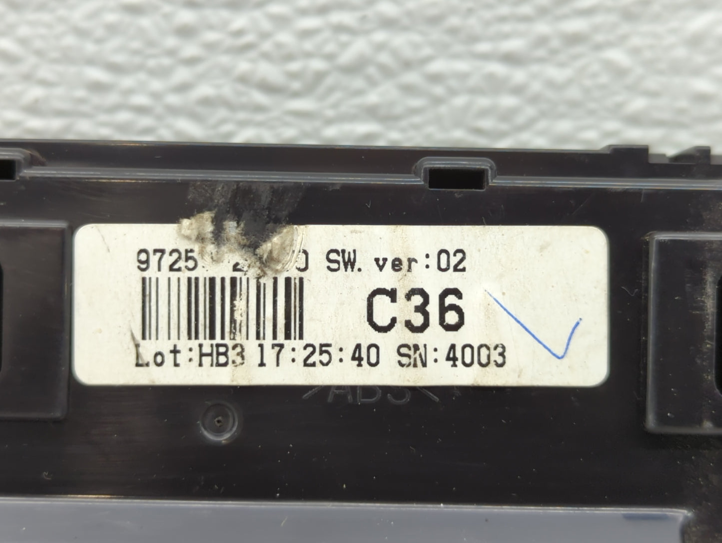 2013-2016 Hyundai Genesis Climate Control Module Temperature AC/Heater Replacement P/N:94300-2M850 94300-2M800 Fits OEM Used