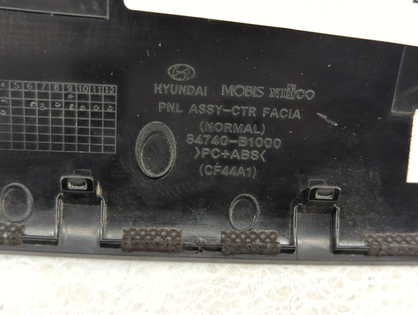 2015-2016 Hyundai Genesis Climate Control Module Temperature AC/Heater Replacement P/N:97250-B1150 84740-B1000 Fits OEM Used