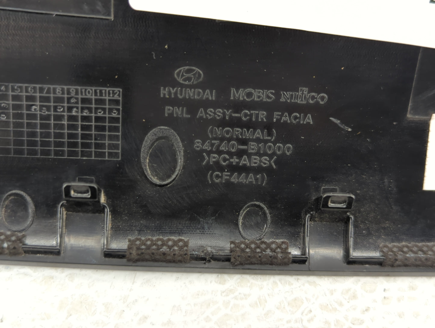 2015-2016 Hyundai Genesis Climate Control Module Temperature AC/Heater Replacement P/N:97250-B1150 84740-B1000 Fits OEM Used