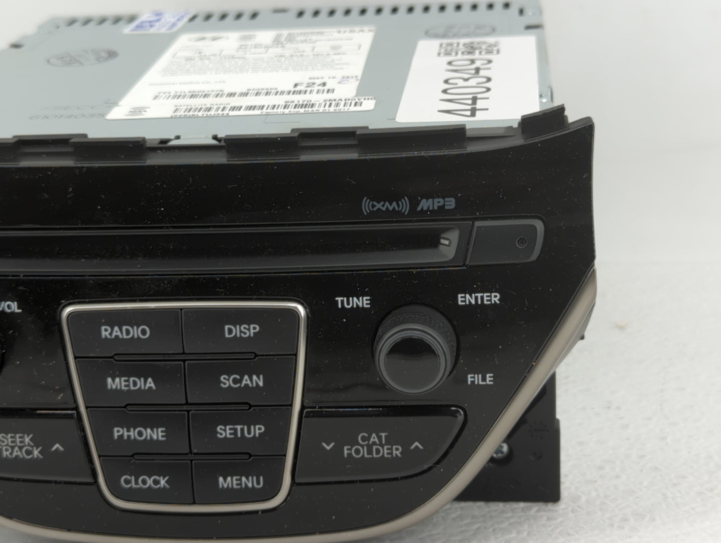 2016-2016 Hyundai Genesis Am Fm Cd Player Radio Receiver - Oemusedautoparts1.com