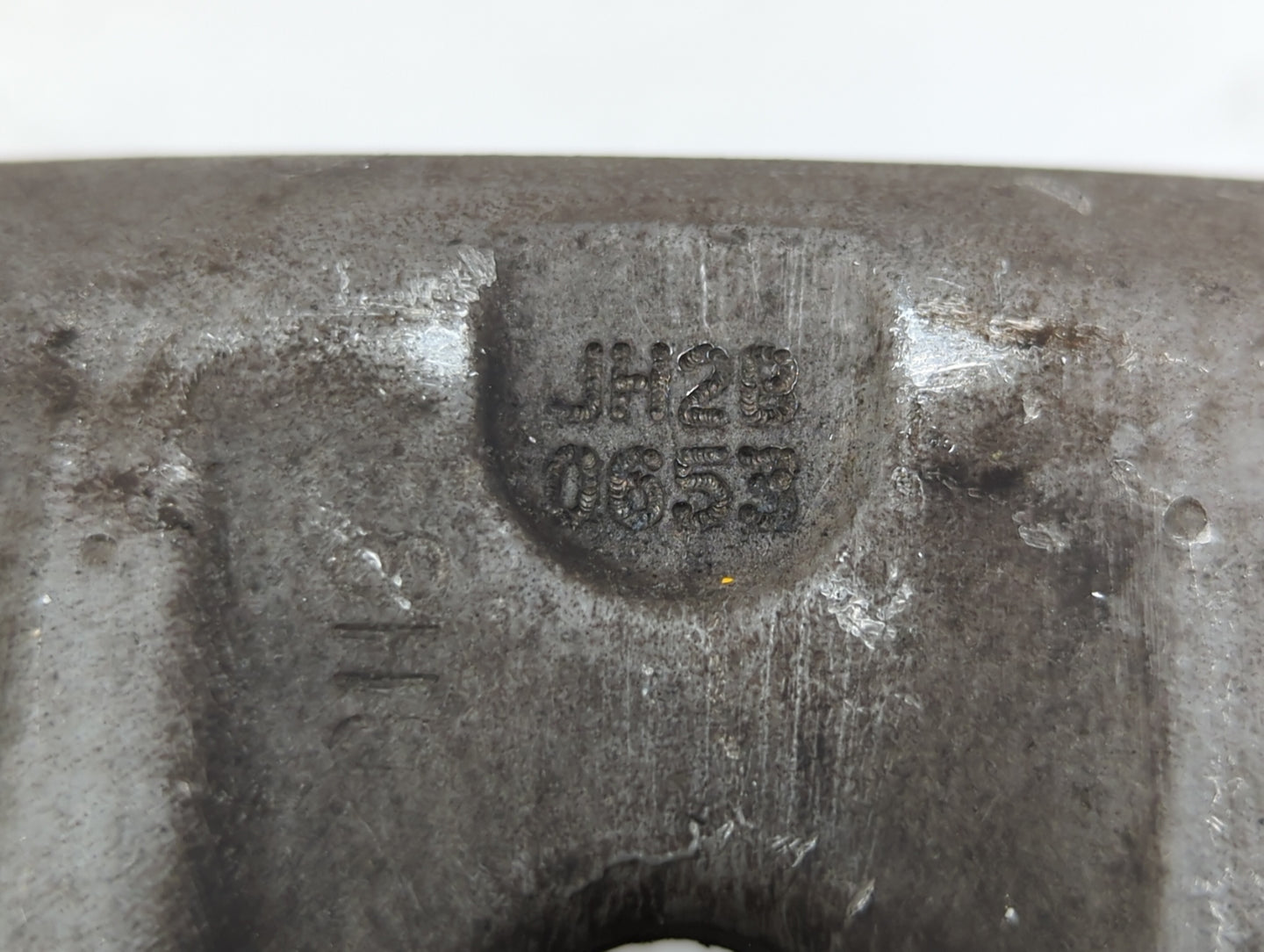 2009-2016 Hyundai Genesis Rear Driver Left Brake Caliper - Oemusedautoparts1.com