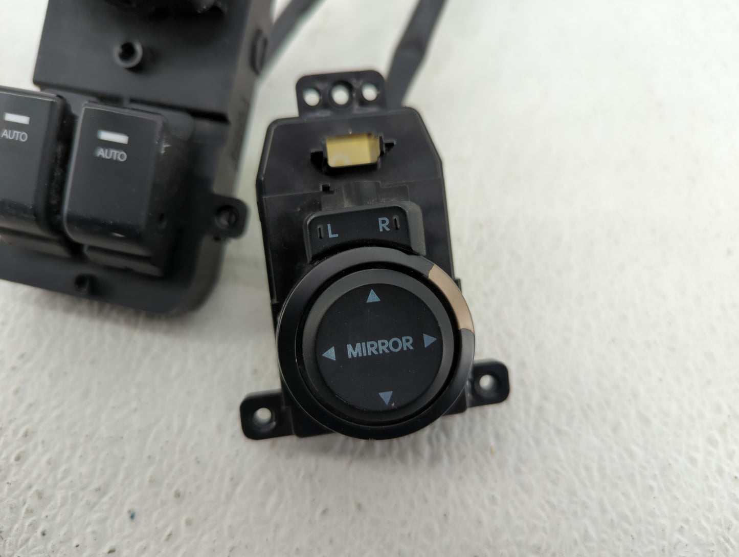 2013-2016 Hyundai Genesis Master Power Window Switch Replacement Driver Side Left P/N:202008375 202008374 Fits OEM Used Auto