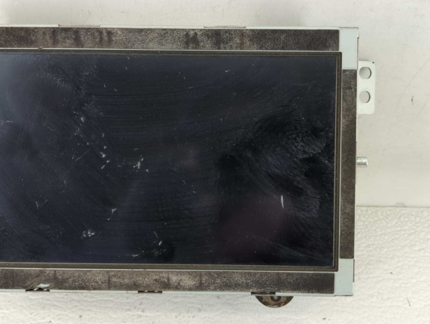 2015-2016 Hyundai Genesis Information Display Screen - Oemusedautoparts1.com