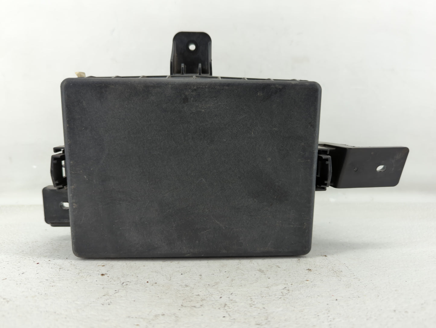 2013-2016 Hyundai Genesis Fusebox Fuse Box Panel Relay Module P/N:91950-2M230 Fits Fits 2013 2014 2015 2016 OEM Used Auto Pa