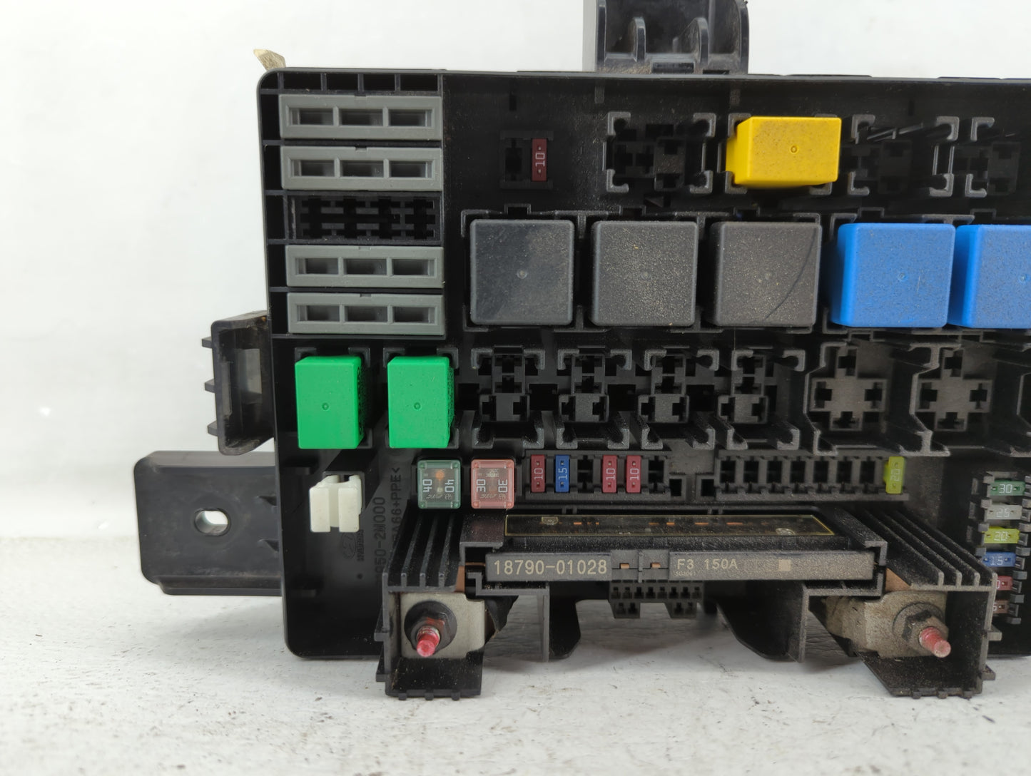 2013-2016 Hyundai Genesis Fusebox Fuse Box Panel Relay Module P/N:91950-2M230 Fits Fits 2013 2014 2015 2016 OEM Used Auto Pa