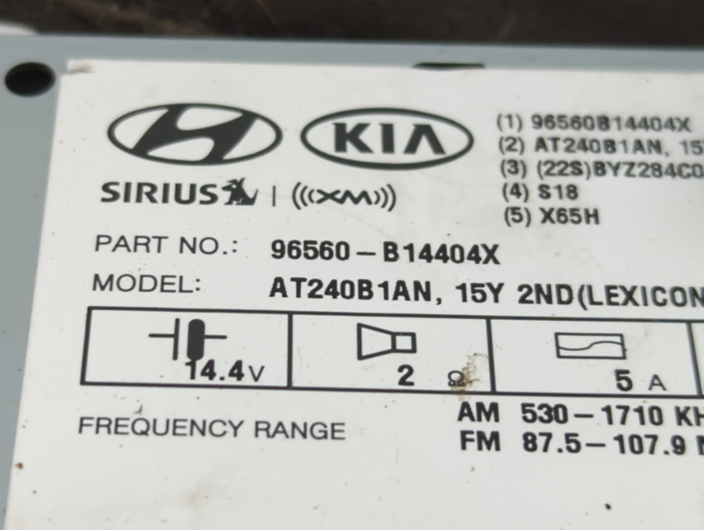 2016-2016 Hyundai Genesis Am Fm Cd Player Radio Receiver - Oemusedautoparts1.com