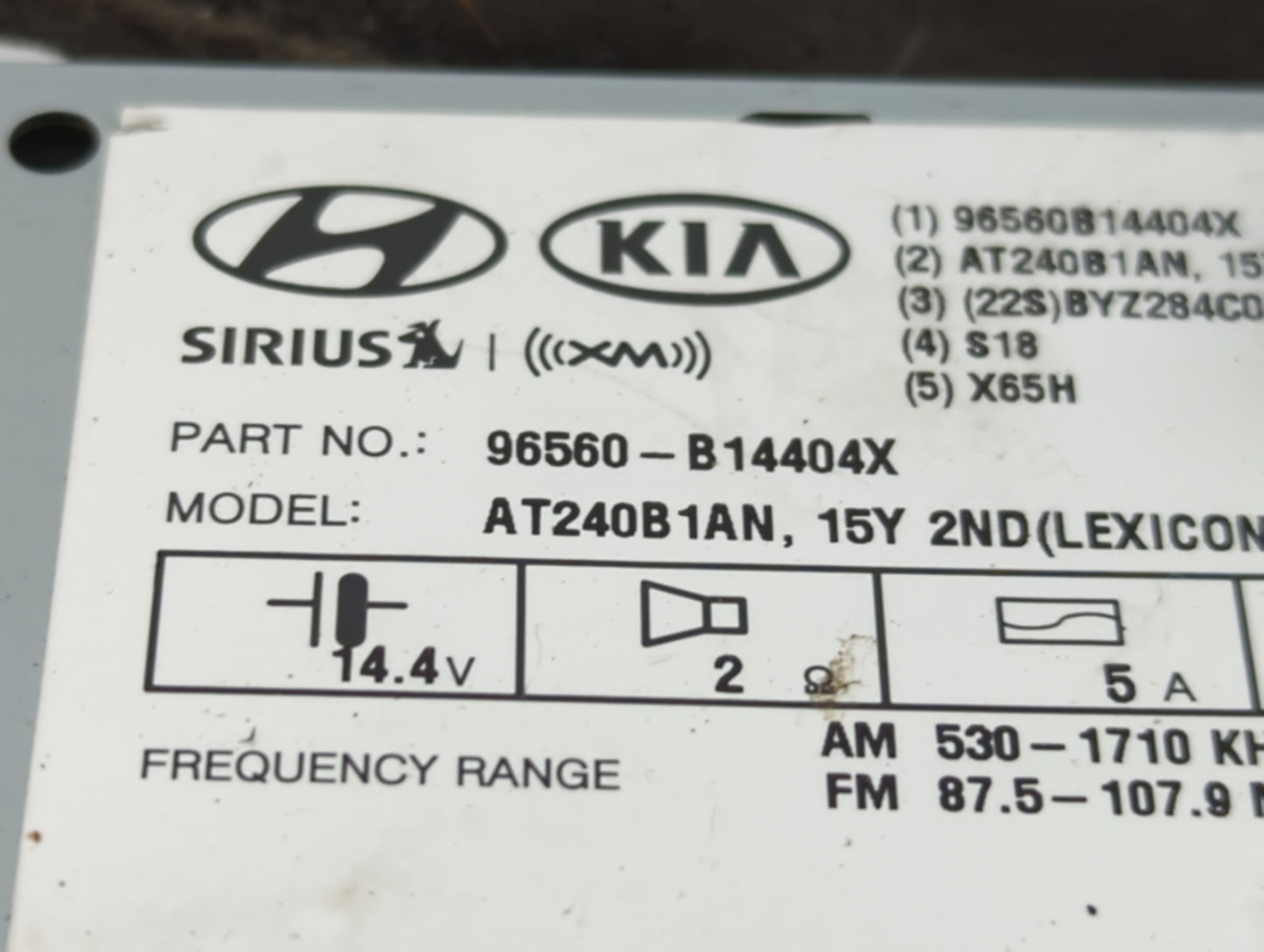 2016-2016 Hyundai Genesis Am Fm Cd Player Radio Receiver - Oemusedautoparts1.com