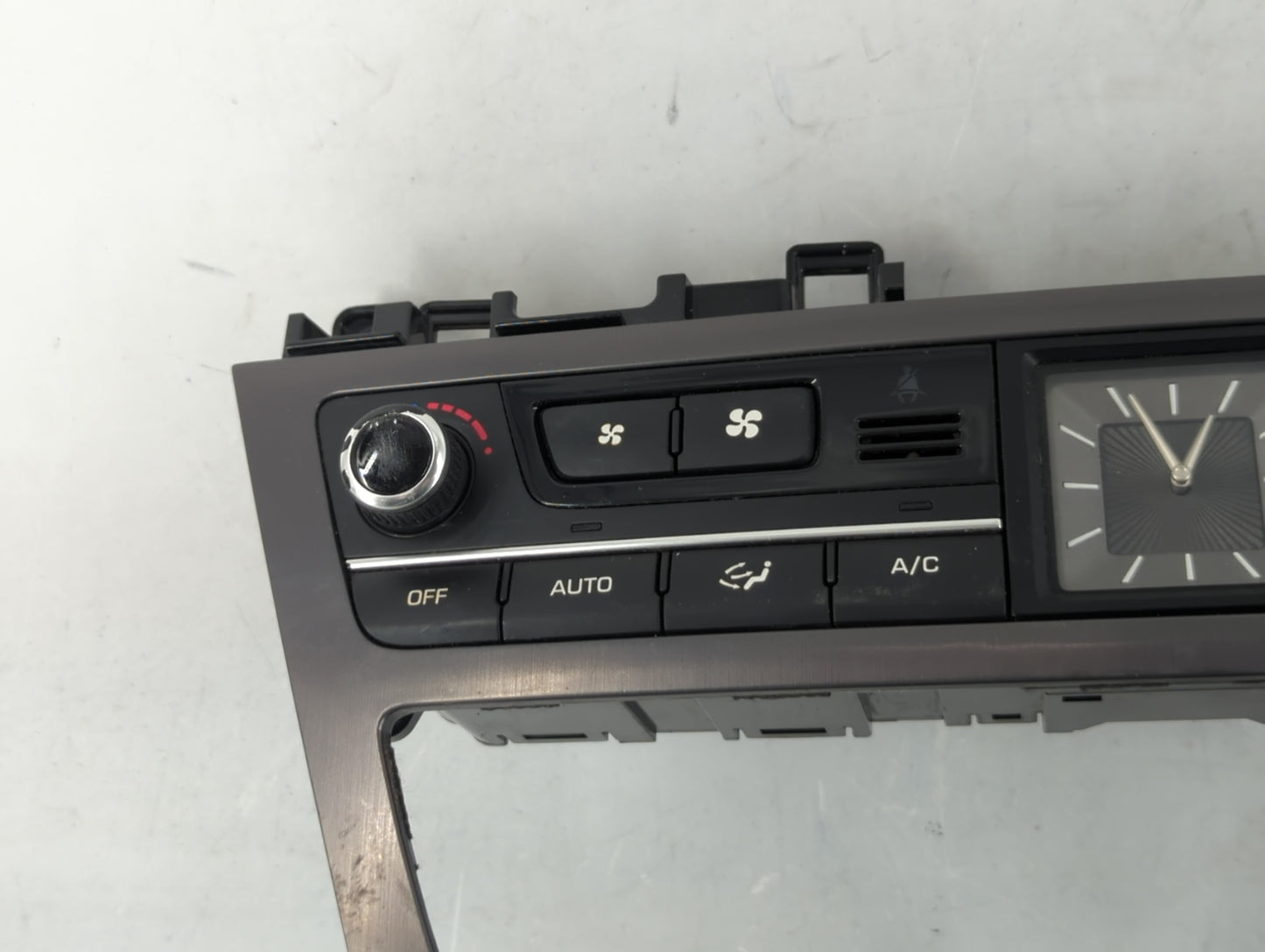 2015-2016 Hyundai Genesis Climate Control Module Temperature AC/Heater Replacement P/N:97250-B1XXXX Fits Fits 2015 2016 2017
