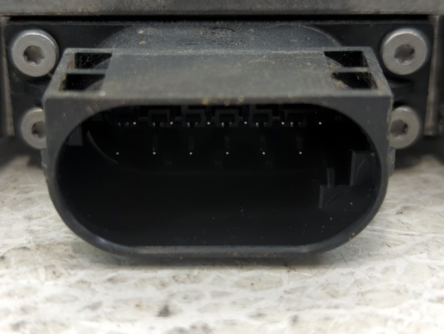 2016 Hyundai Genesis Blind spot rador Black - Oemusedautoparts1.com