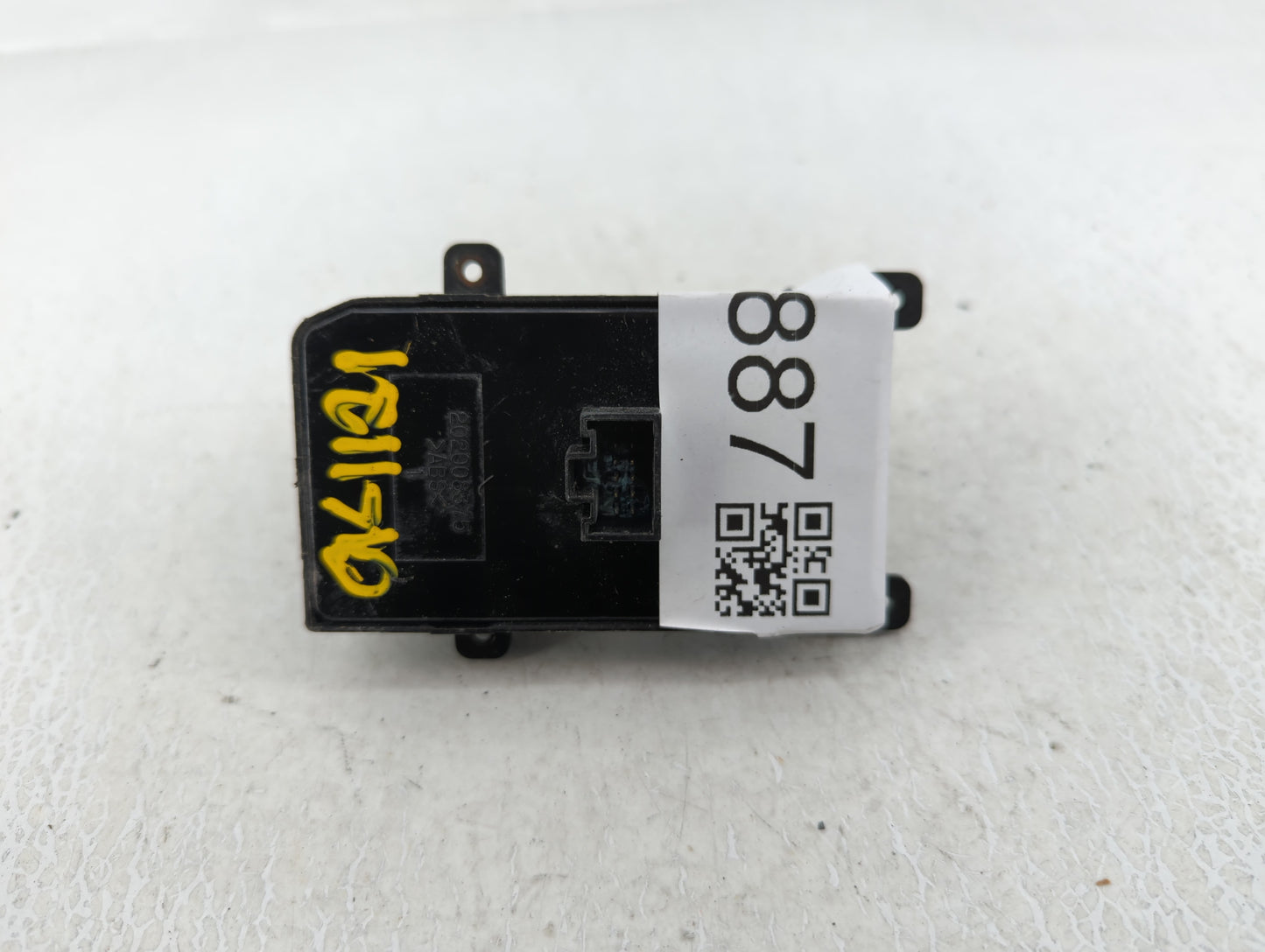 2013-2016 Hyundai Genesis Master Power Window Switch Replacement Driver Side Left P/N:202008375 Fits Fits 2013 2014 2015 201