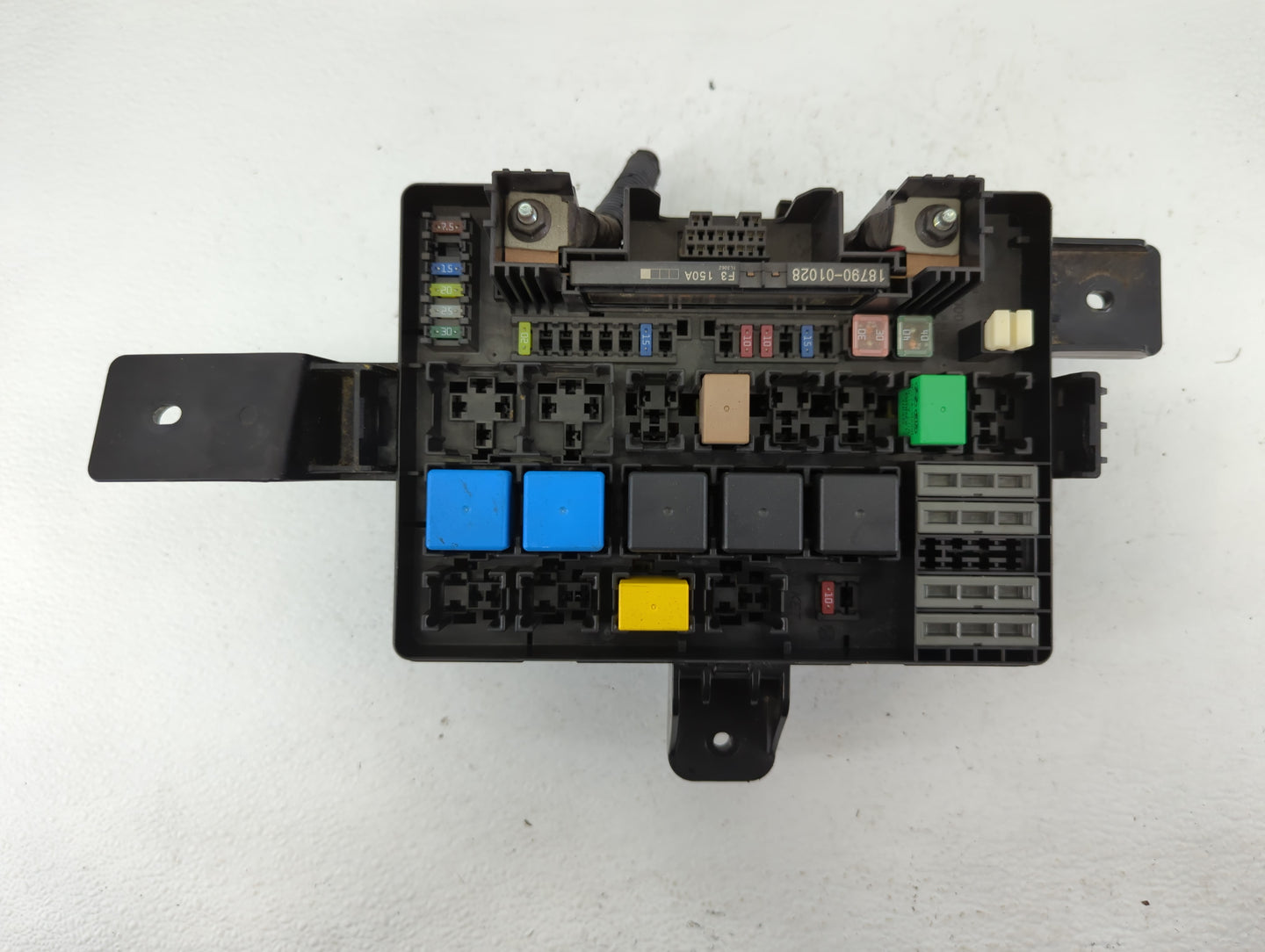 2013-2016 Hyundai Genesis Fusebox Fuse Box Panel Relay Module P/N:91950-2M230 Fits Fits 2013 2014 2015 2016 OEM Used Auto Pa