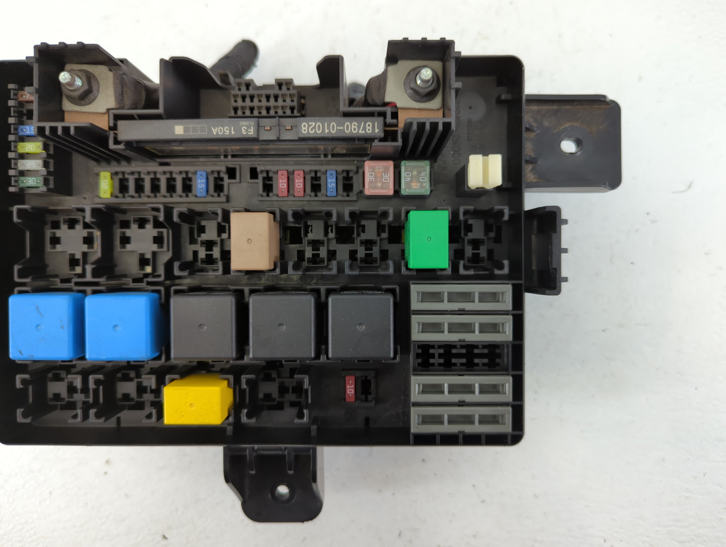 2013-2016 Hyundai Genesis Fusebox Fuse Box Panel Relay Module P/N:91950-2M230 Fits Fits 2013 2014 2015 2016 OEM Used Auto Pa