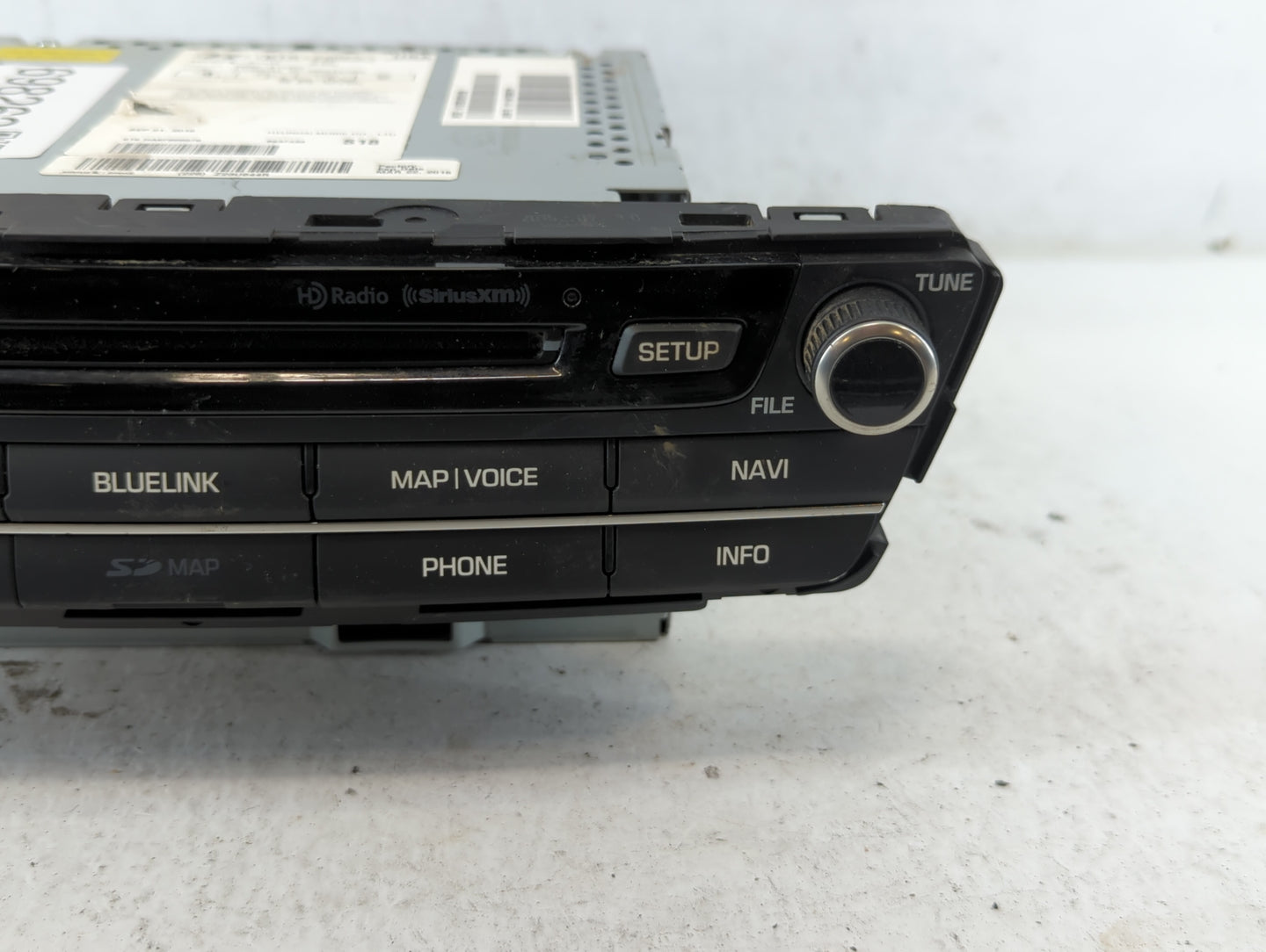 2016 Hyundai Genesis Radio AM FM Cd Player Receiver Replacement P/N:96560-B14404X Fits OEM Used Auto Parts - Oemusedautopart
