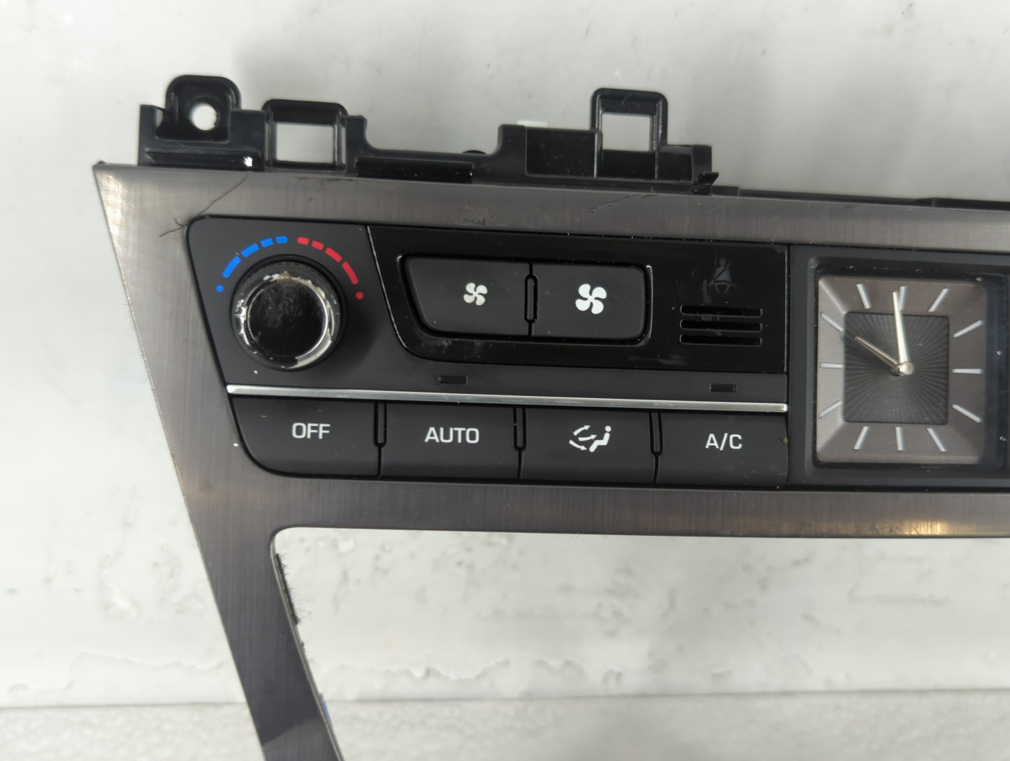 2013-2016 Hyundai Genesis Climate Control Module Temperature AC/Heater Replacement P/N:97250-B1120 Fits Fits 2013 2014 2015 
