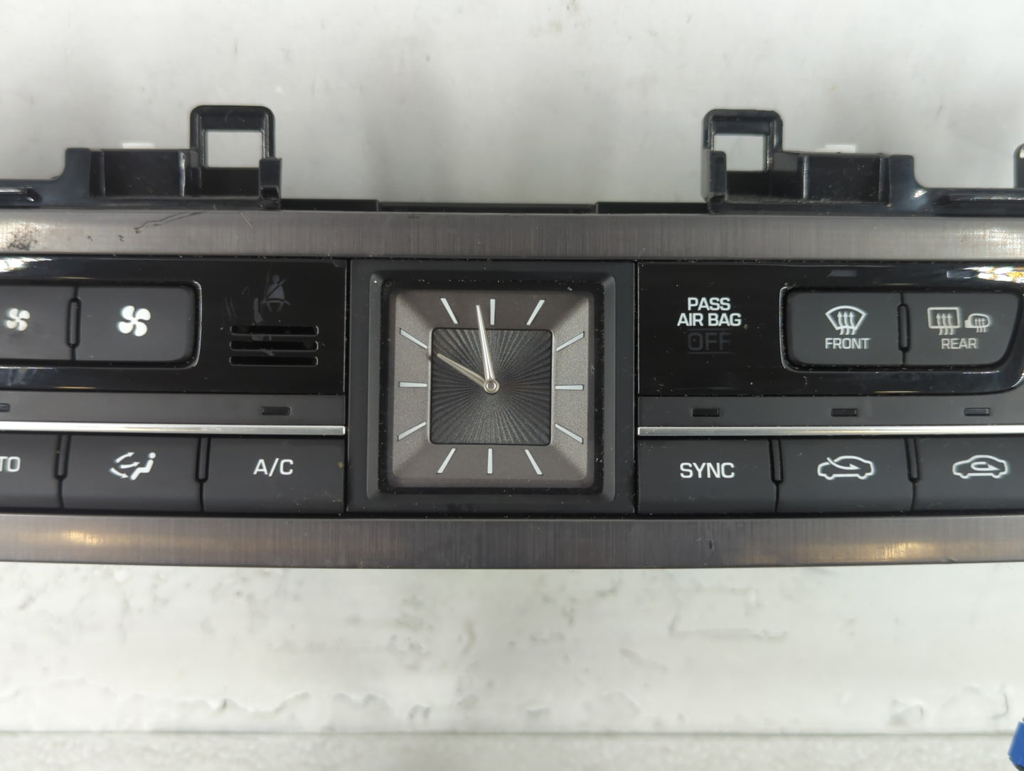 2013-2016 Hyundai Genesis Climate Control Module Temperature AC/Heater Replacement P/N:97250-B1120 Fits Fits 2013 2014 2015 