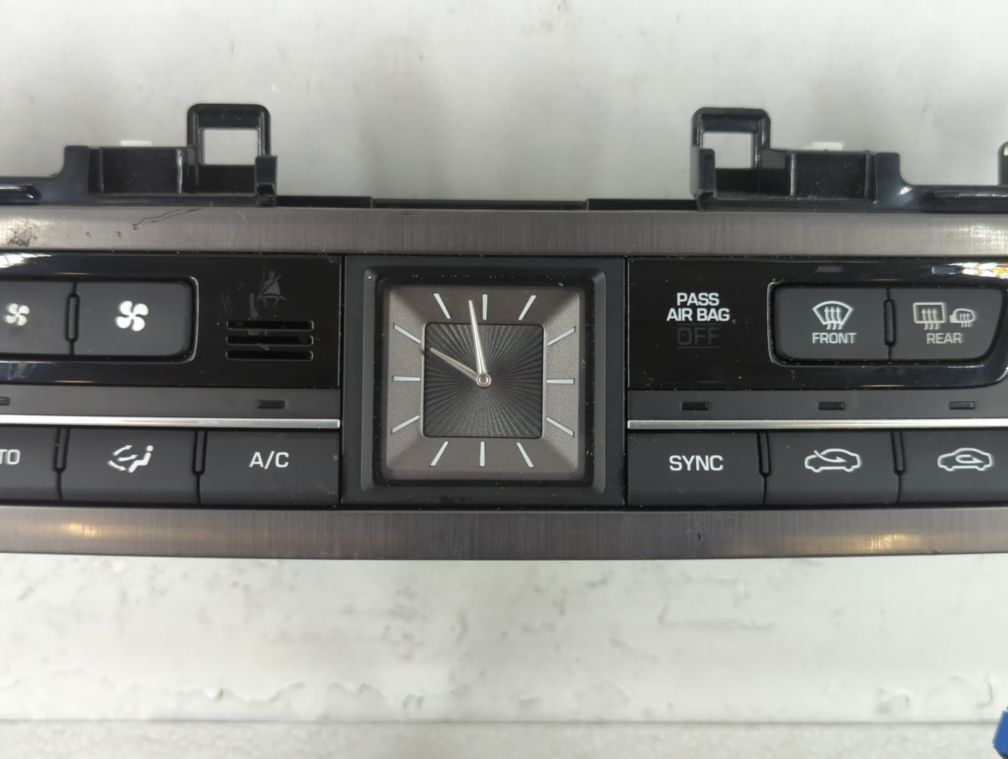 2013-2016 Hyundai Genesis Climate Control Module Temperature AC/Heater Replacement P/N:97250-B1120 Fits Fits 2013 2014 2015 