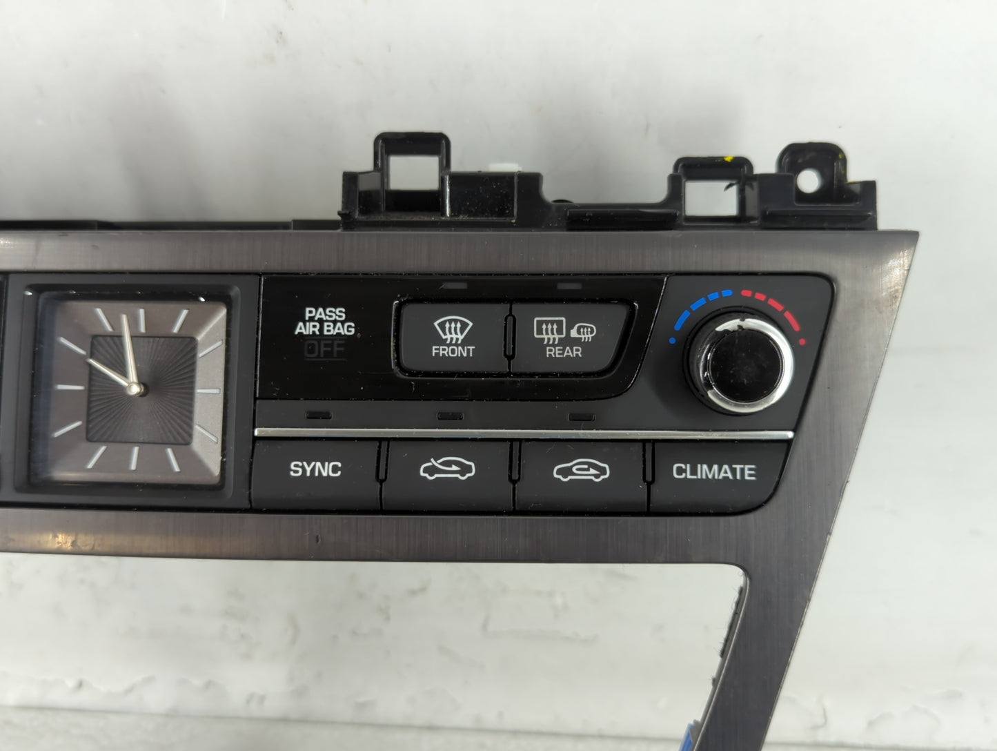 2013-2016 Hyundai Genesis Climate Control Module Temperature AC/Heater Replacement P/N:97250-B1120 Fits Fits 2013 2014 2015 
