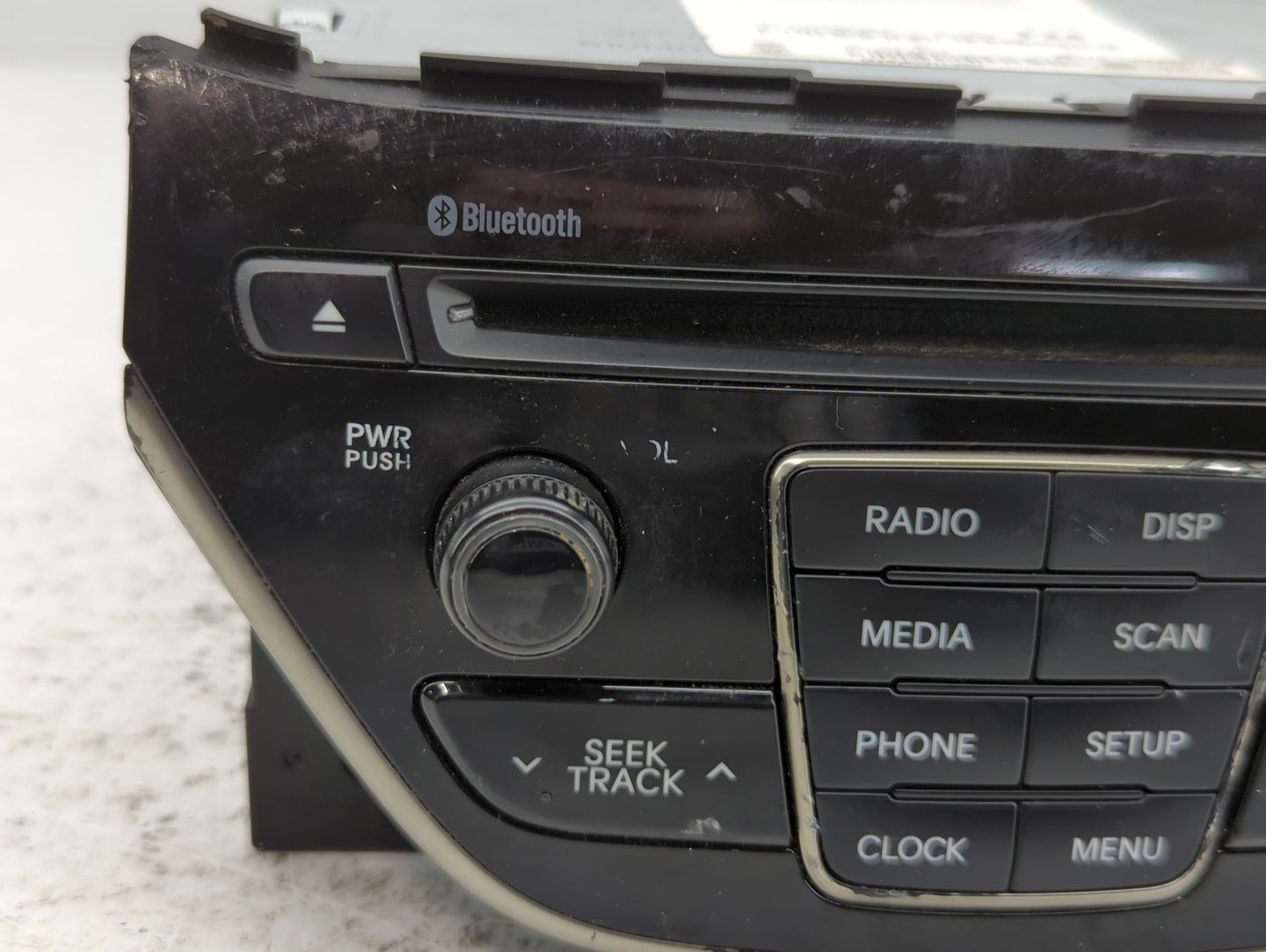 2016-2016 Hyundai Genesis Am Fm Cd Player Radio Receiver - Oemusedautoparts1.com