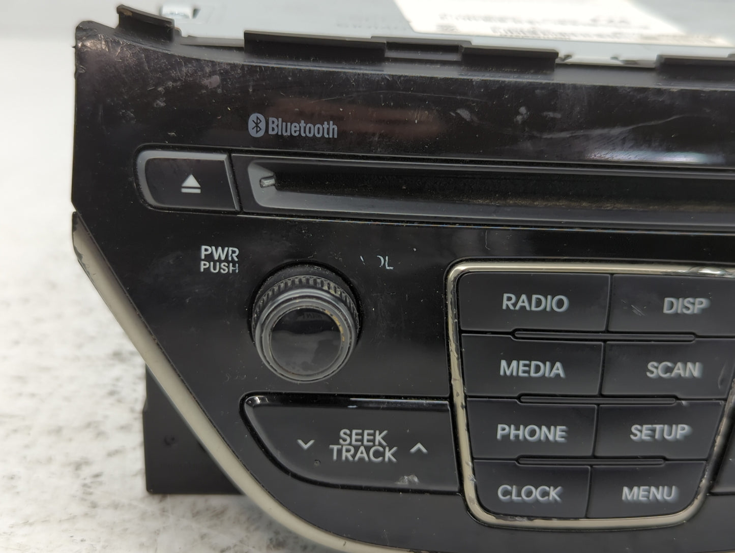 2016-2016 Hyundai Genesis Am Fm Cd Player Radio Receiver - Oemusedautoparts1.com