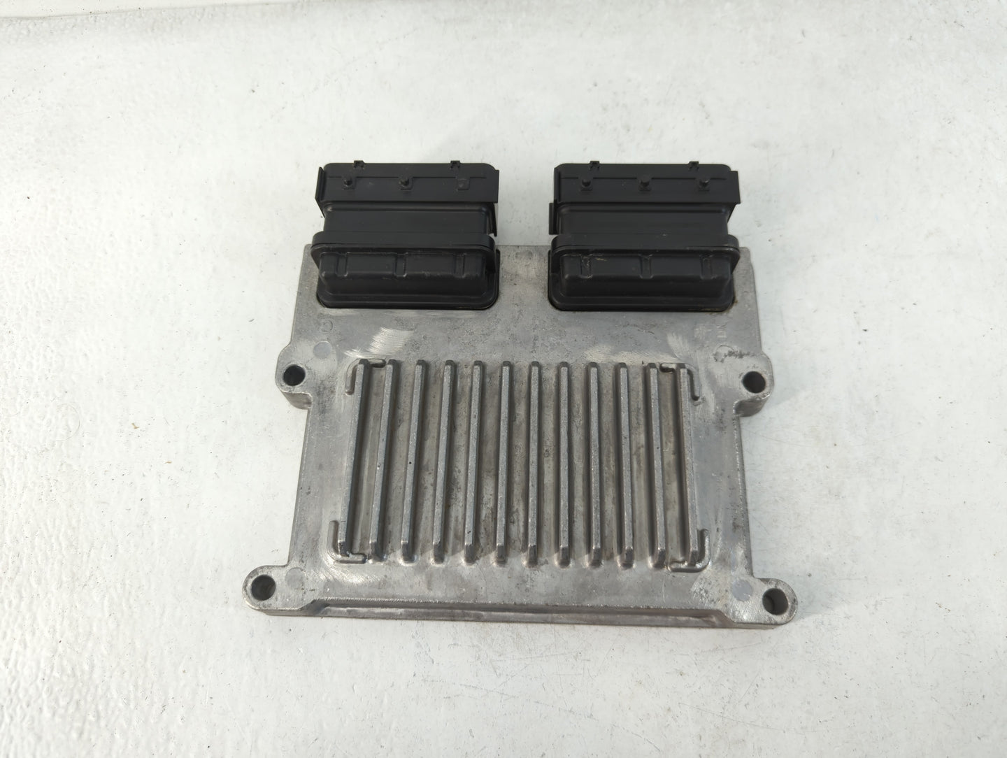2015-2016 Hyundai Genesis PCM Engine Control Computer ECU ECM PCU OEM P/N:39105-3CEN8 Fits Fits 2015 2016 2017 OEM Used Auto