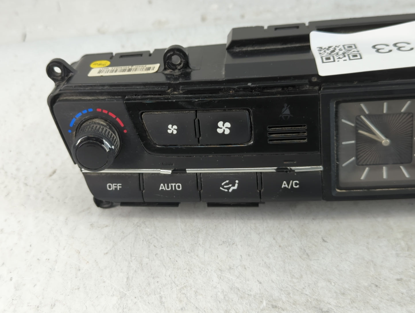 2015-2016 Hyundai Genesis Climate Control Module Temperature AC/Heater Replacement P/N:97250-B1120 Fits Fits 2015 2016 2017 