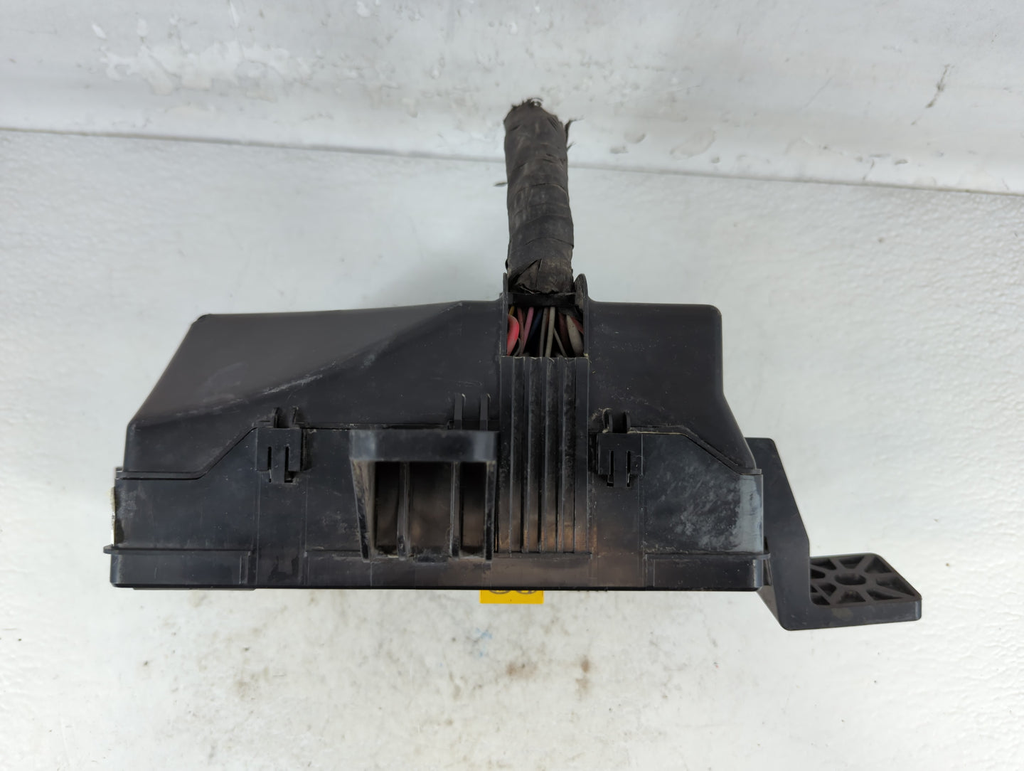 2013-2016 Hyundai Genesis Fusebox Fuse Box Panel Relay Module P/N:91264 2M552 Fits Fits 2013 2014 2015 2016 OEM Used Auto Pa