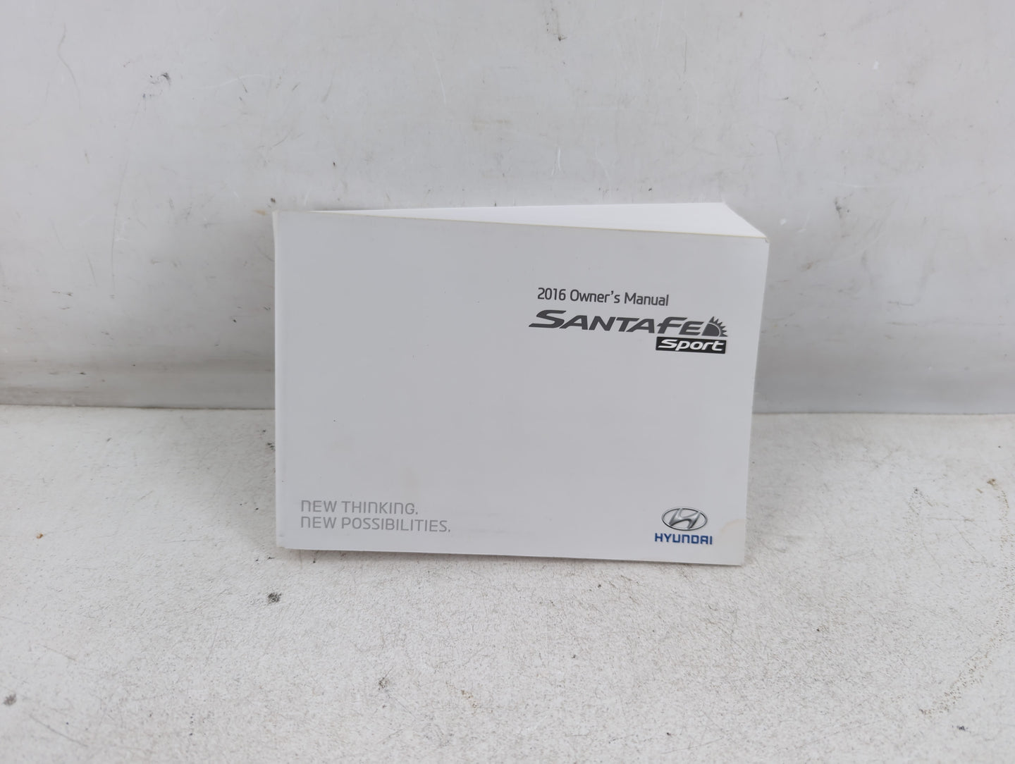 2016 Hyundai Santa Fe Owners Manual Book Guide P/N:G2W0-EU55A OEM Used Auto Parts - Oemusedautoparts1.com