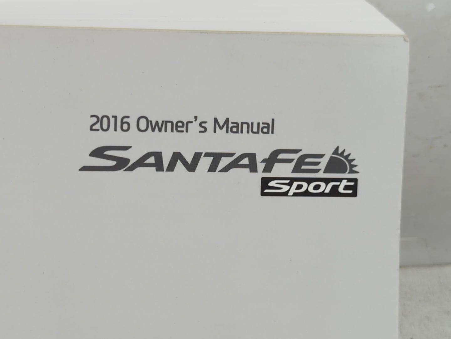 2016 Hyundai Santa Fe Owners Manual Book Guide P/N:G2W0-EU55A OEM Used Auto Parts - Oemusedautoparts1.com