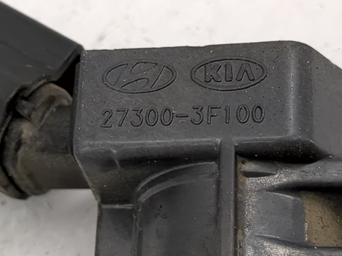 2010-2012 Hyundai Santa Fe Ignition Coil Igniter Pack - Oemusedautoparts1.com
