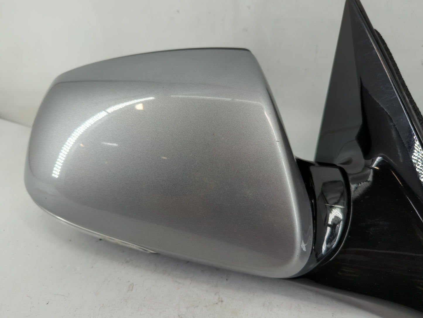 2016 Hyundai Santa Fe Driver Side View Mirror - Left Door Mirror OEM Used - Oemusedautoparts1.com
