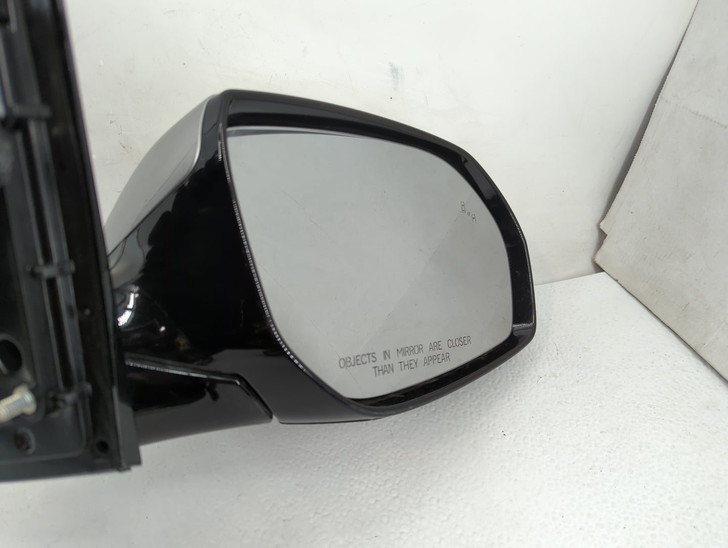 2016 Hyundai Santa Fe Driver Side View Mirror - Left Door Mirror OEM Used - Oemusedautoparts1.com