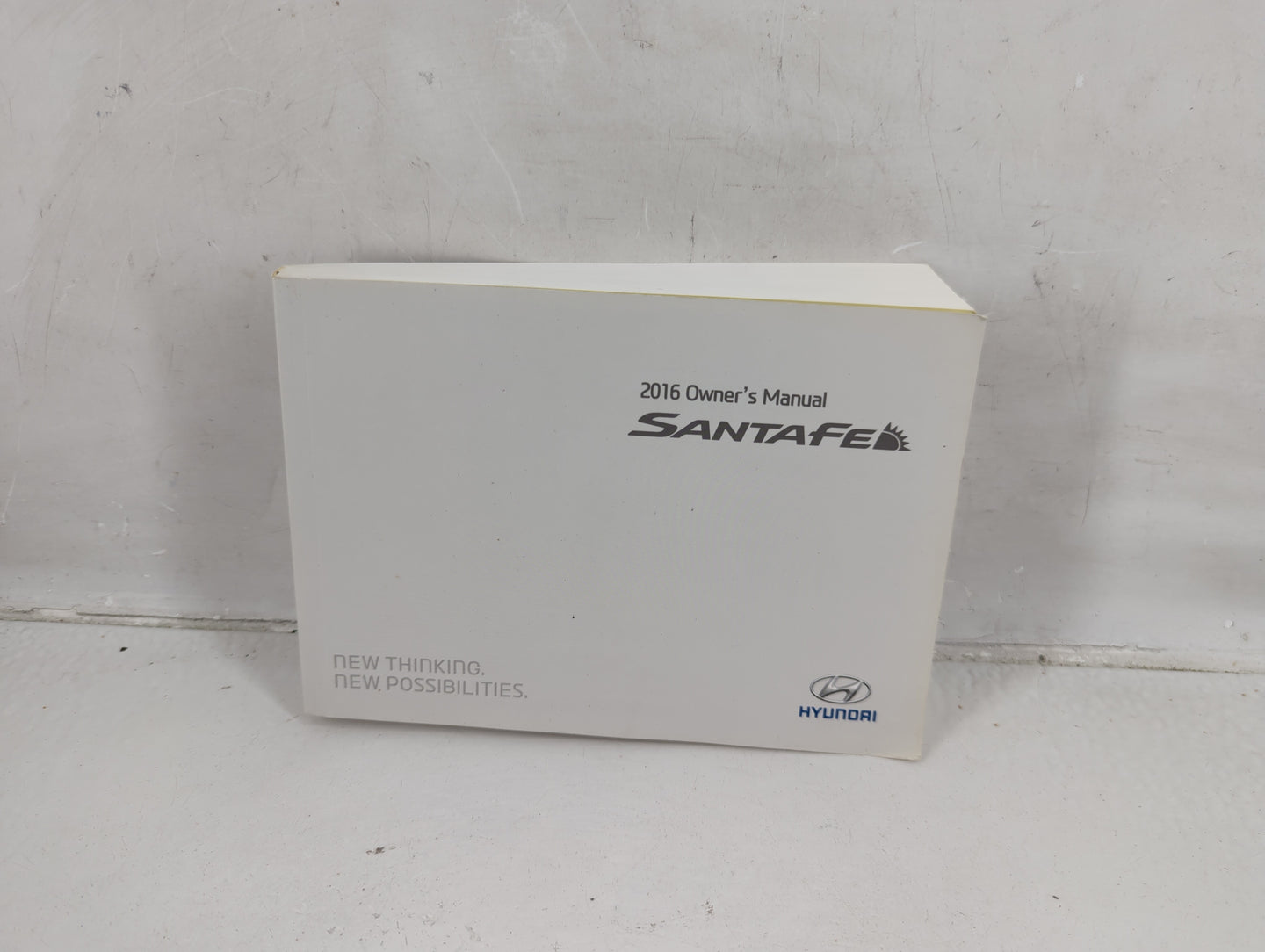 2016 Hyundai Santa Fe Owners Manual Book Guide P/N:GB80 EU55E OEM Used Auto Parts - Oemusedautoparts1.com