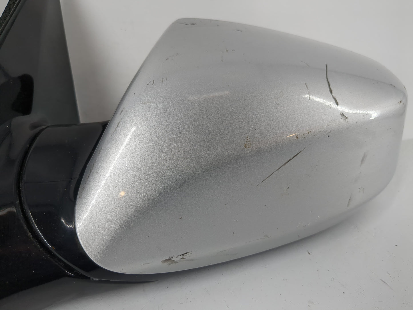 2013-2016 Hyundai Santa Fe Driver Left Side View Manual Door Mirror - Oemusedautoparts1.com