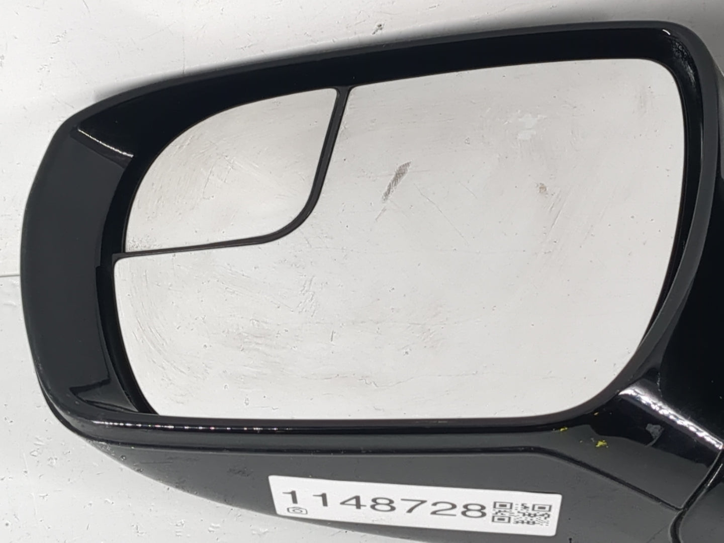 2013-2016 Hyundai Santa Fe Driver Left Side View Manual Door Mirror - Oemusedautoparts1.com