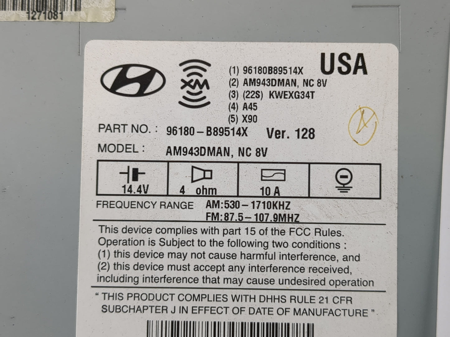 2015-2016 Hyundai Santa Fe Radio AM FM Cd Player Receiver Replacement P/N:96180-B89514X Fits Fits 2015 2016 OEM Used Auto Pa