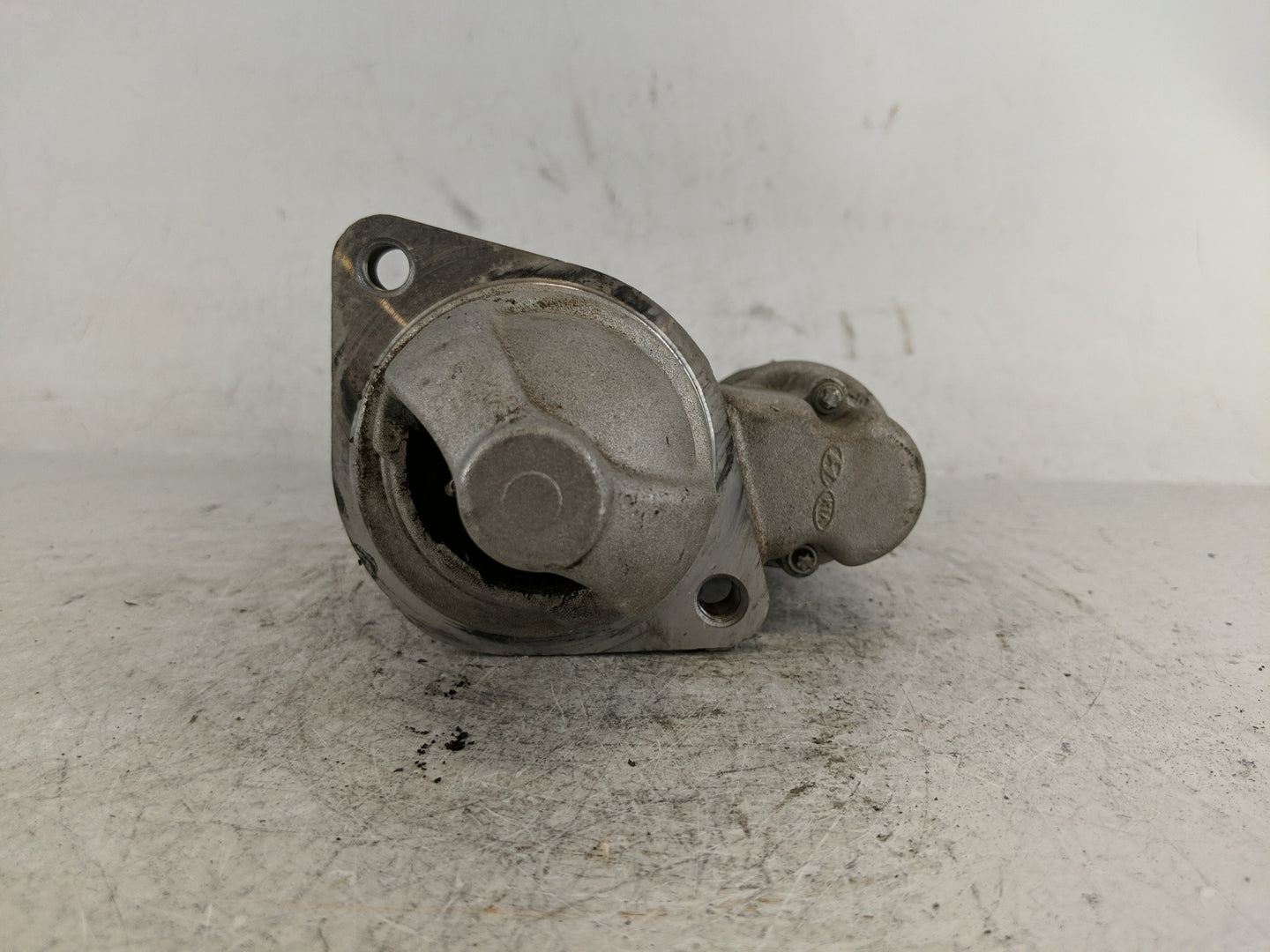 2014-2016 Hyundai Santa Fe Car Starter Motor Solenoid OEM P/N:36100-2G400 Fits Fits 2014 2015 2016 OEM Used Auto Parts - Oem