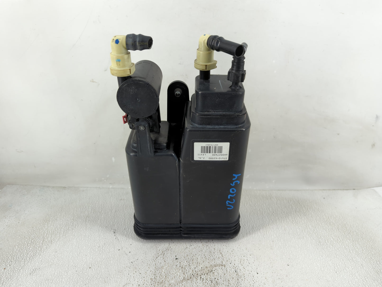 2016 Hyundai Santa Fe Fuel Vapor Charcoal Canister - Oemusedautoparts1.com