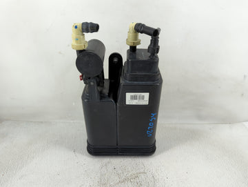 2016 Hyundai Santa Fe Fuel Vapor Charcoal Canister - Oemusedautoparts1.com