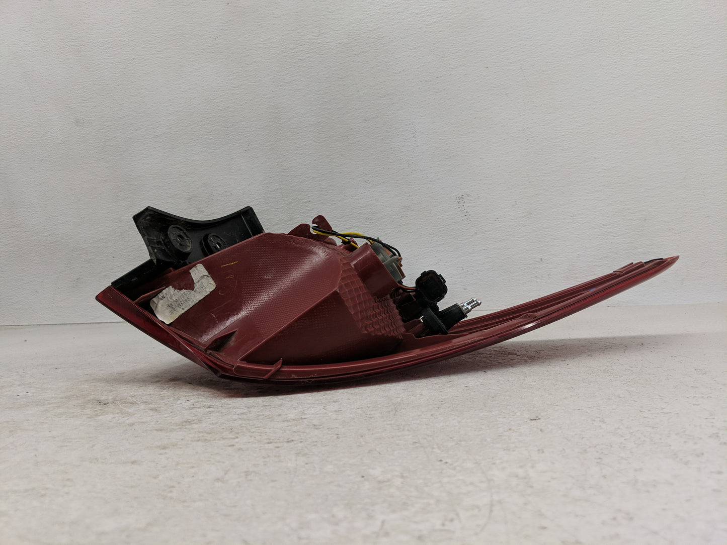 2013-2016 Hyundai Santa Fe Tail Light Assembly Driver Left OEM P/N:92401-4Z0 Fits Fits 2013 2014 2015 2016 OEM Used Auto Par