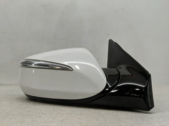 compare product 2013-2016 Hyundai Santa Fe Passenger Side View Mirror - Right Door Mirror OEM Used