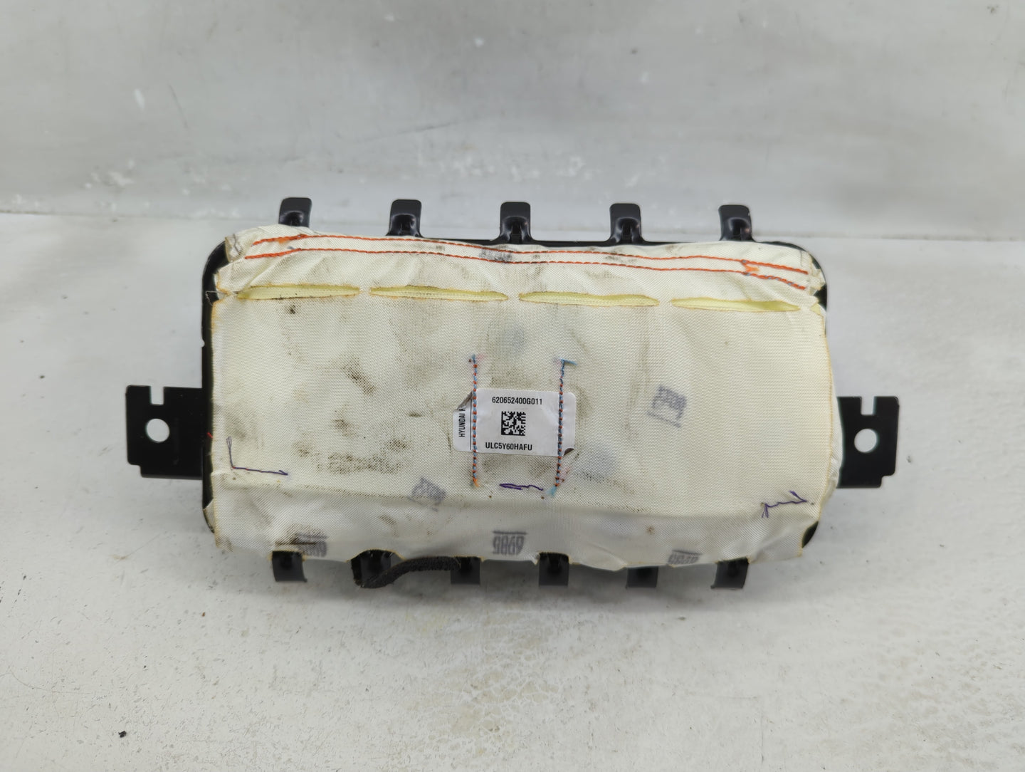 2013-2018 Hyundai Santa Fe Air Bag Passenger Right Dashboard OEM P/N:84530-B8500 Fits Fits 2013 2014 2015 2016 2017 2018 OEM