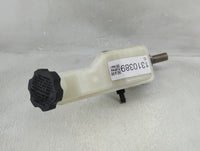 2013-2019 Hyundai Santa Fe Brake Master Cylinder 1310389 - Oemusedautoparts1.com