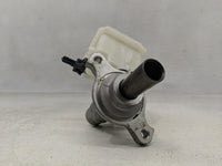 2013-2019 Hyundai Santa Fe Brake Master Cylinder 1312066 - Oemusedautoparts1.com