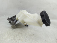 2013-2019 Hyundai Santa Fe Brake Master Cylinder 1312710 - Oemusedautoparts1.com