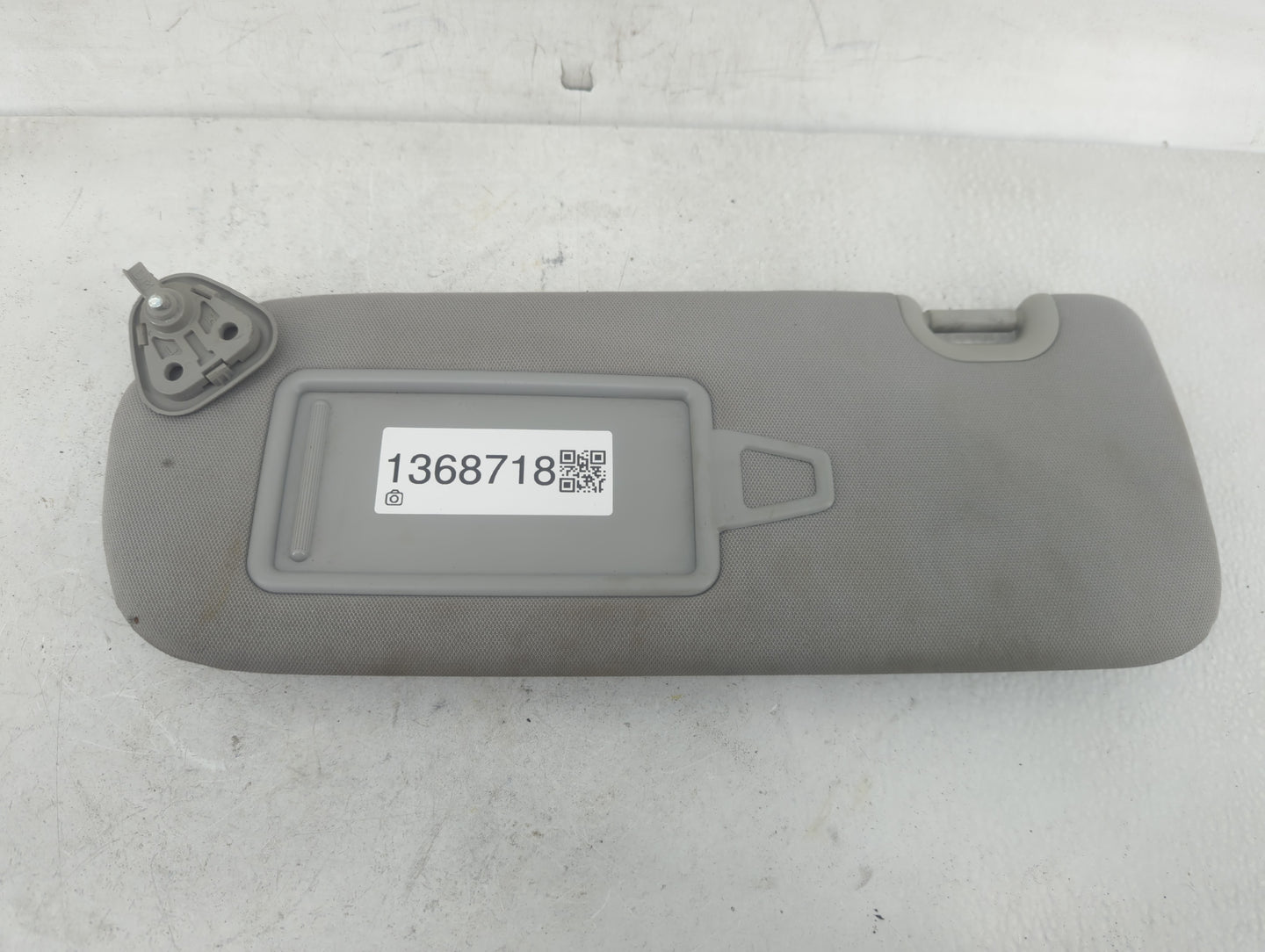 2013-2019 Hyundai Santa Fe Sun Visor Shade Replacement Driver Left Mirror Fits Fits 2013 2014 2015 2016 2017 2018 2019 OEM U