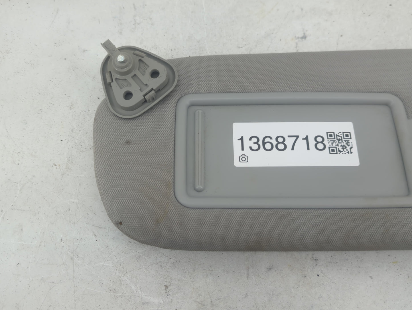 2013-2019 Hyundai Santa Fe Sun Visor Shade Replacement Driver Left Mirror Fits Fits 2013 2014 2015 2016 2017 2018 2019 OEM U