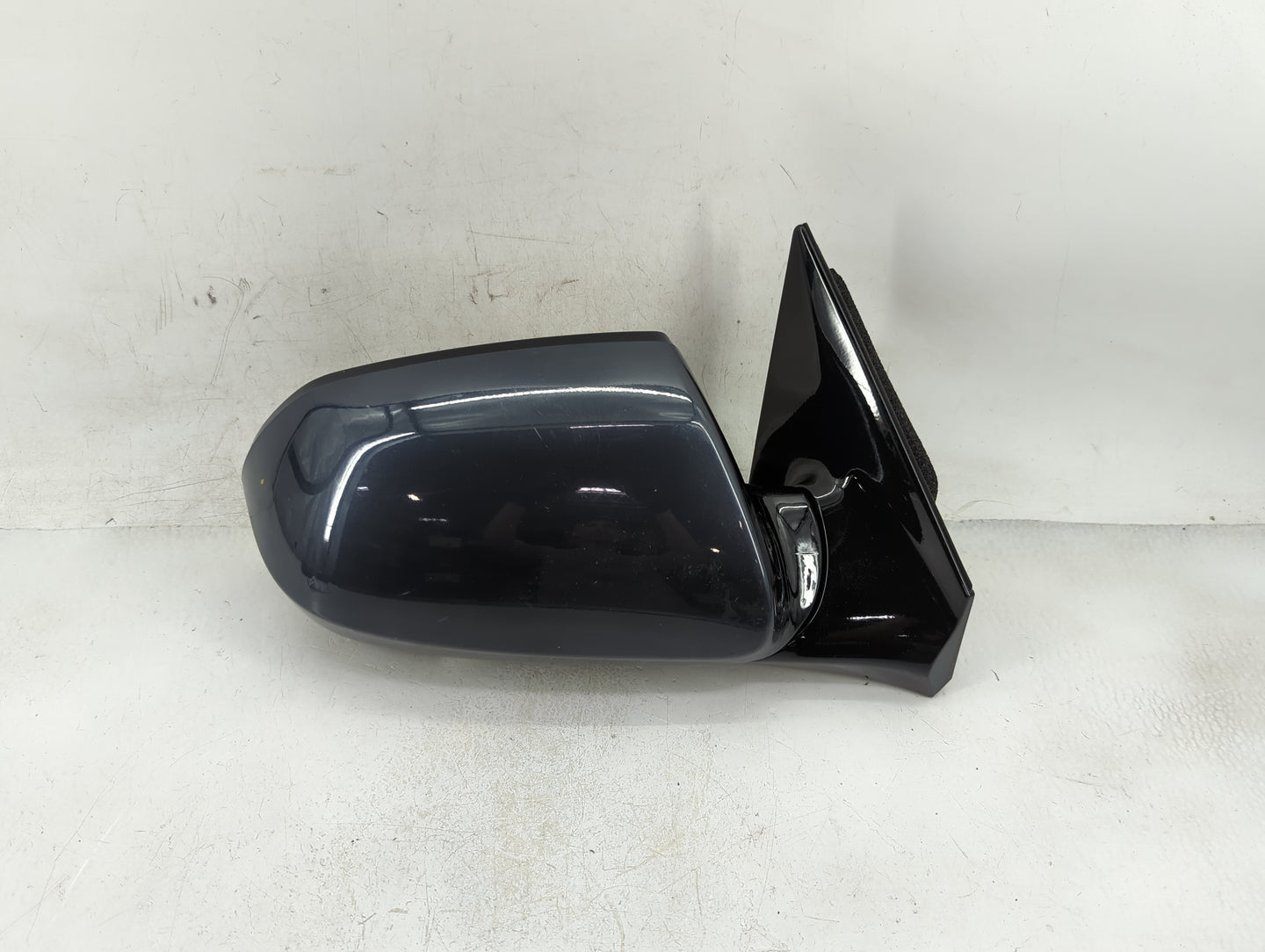 2013-2016 Hyundai Santa Fe Passenger Side View Mirror - Right Door Mirror OEM Used - Oemusedautoparts1.com