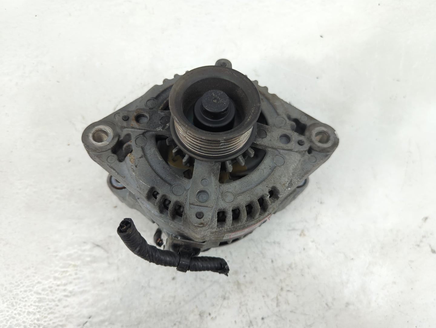 2019-2020 Hyundai Santa Fe Alternator Replacement Generator Charging Assembly Engine OEM P/N:TN104211-8790 37300-2G061 Fits 
